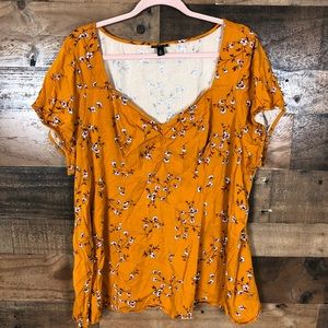 Torrid floral print top